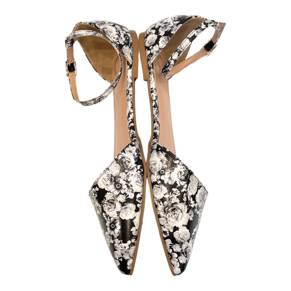 JOURNEE COLLECTION Reba Flat - Floral Black White - Size 10 - Picture 4 of 5